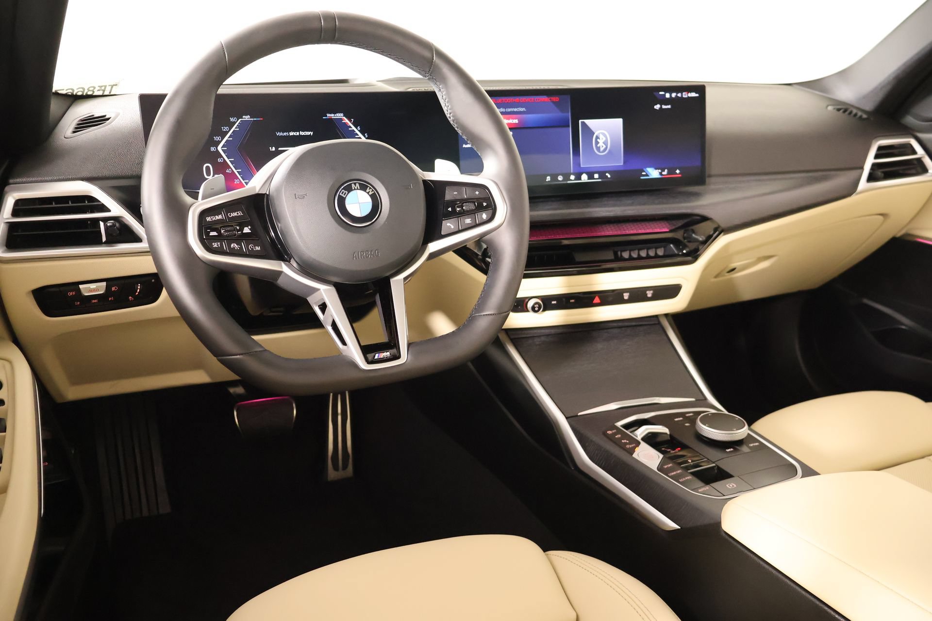 Used 2026 BMW 330i xDrive Sedan w/ M Sport Package AWD/4WD image 2