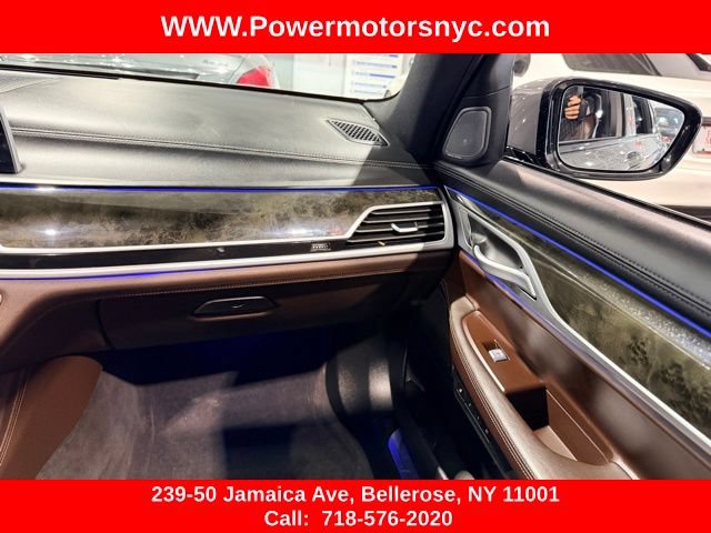 Used 2021 BMW 750i xDrive w/ Executive Package AWD/4WD image 26
