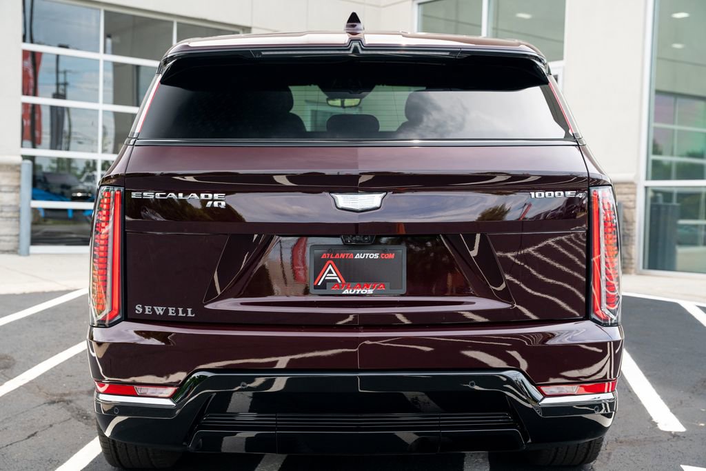 Used 2025 Cadillac Escalade IQ Sport 1 AWD/4WD image 14