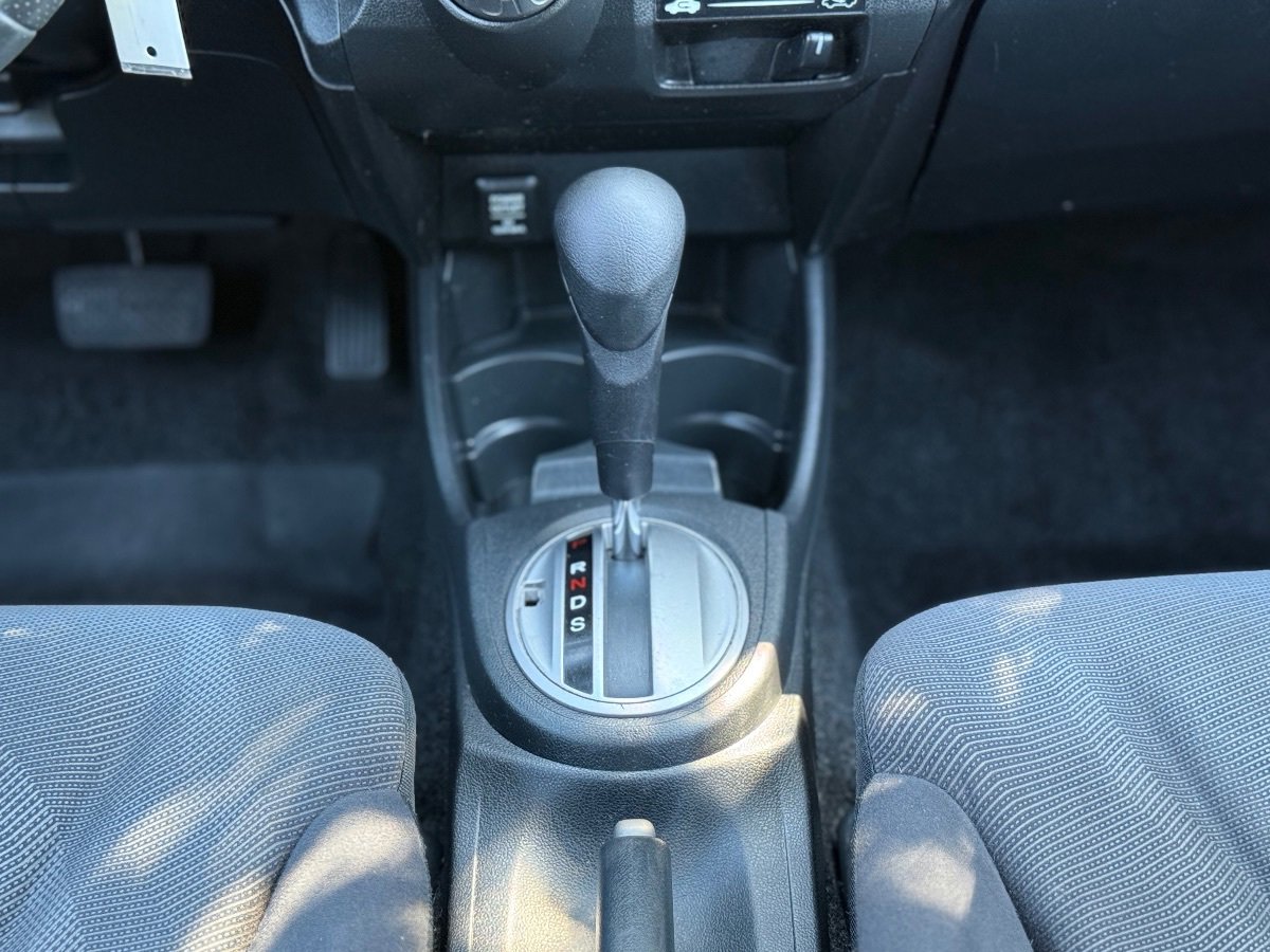 Used 2010 Honda Fit Sport image 23