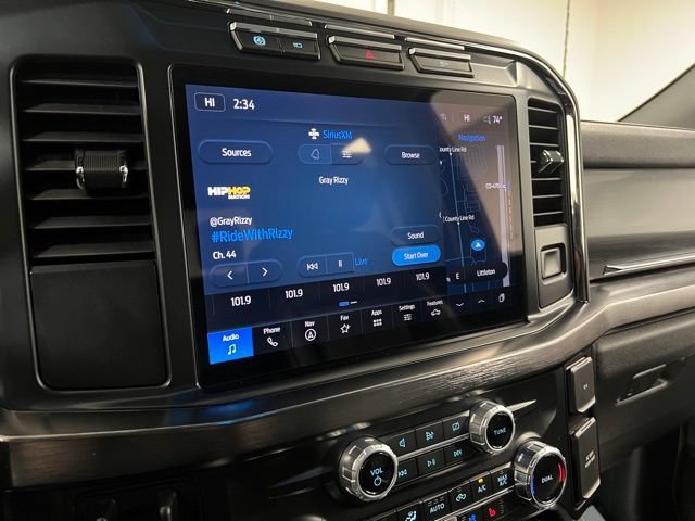 Used 2024 Ford F350 Lariat w/ Black Appearance Package AWD/4WD image 38