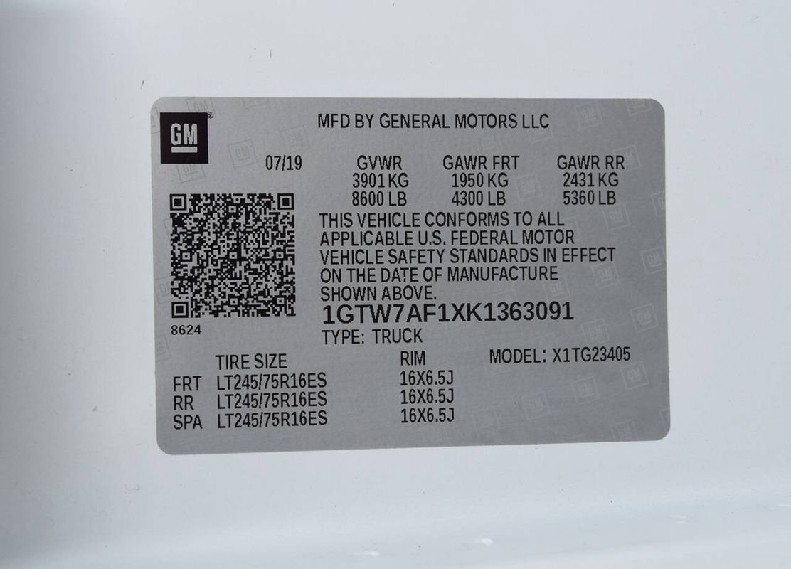 Used 2019 GMC Savana 2500 image 39