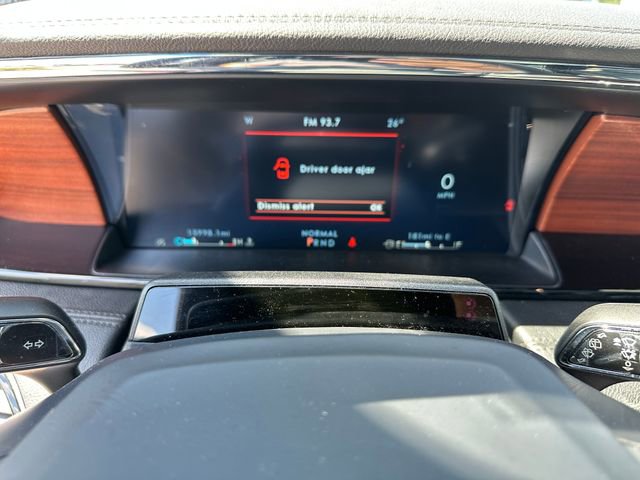 Used 2022 Lincoln Navigator Reserve w/ Equipment Group 201A image 38