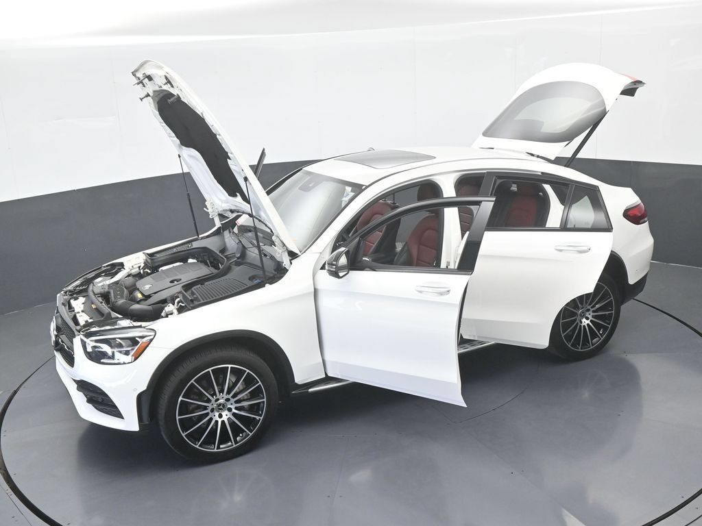 Used 2022 Mercedes-Benz GLC 300 4MATIC Coupe image 78