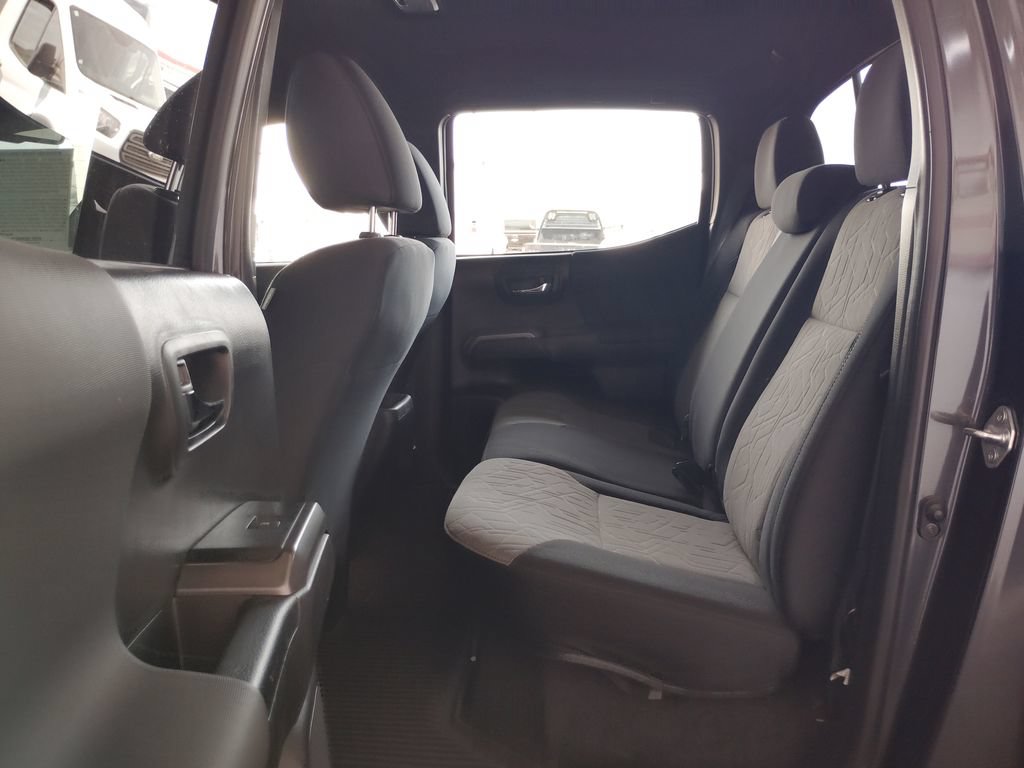 Used 2023 Toyota Tacoma TRD Sport AWD/4WD image 18