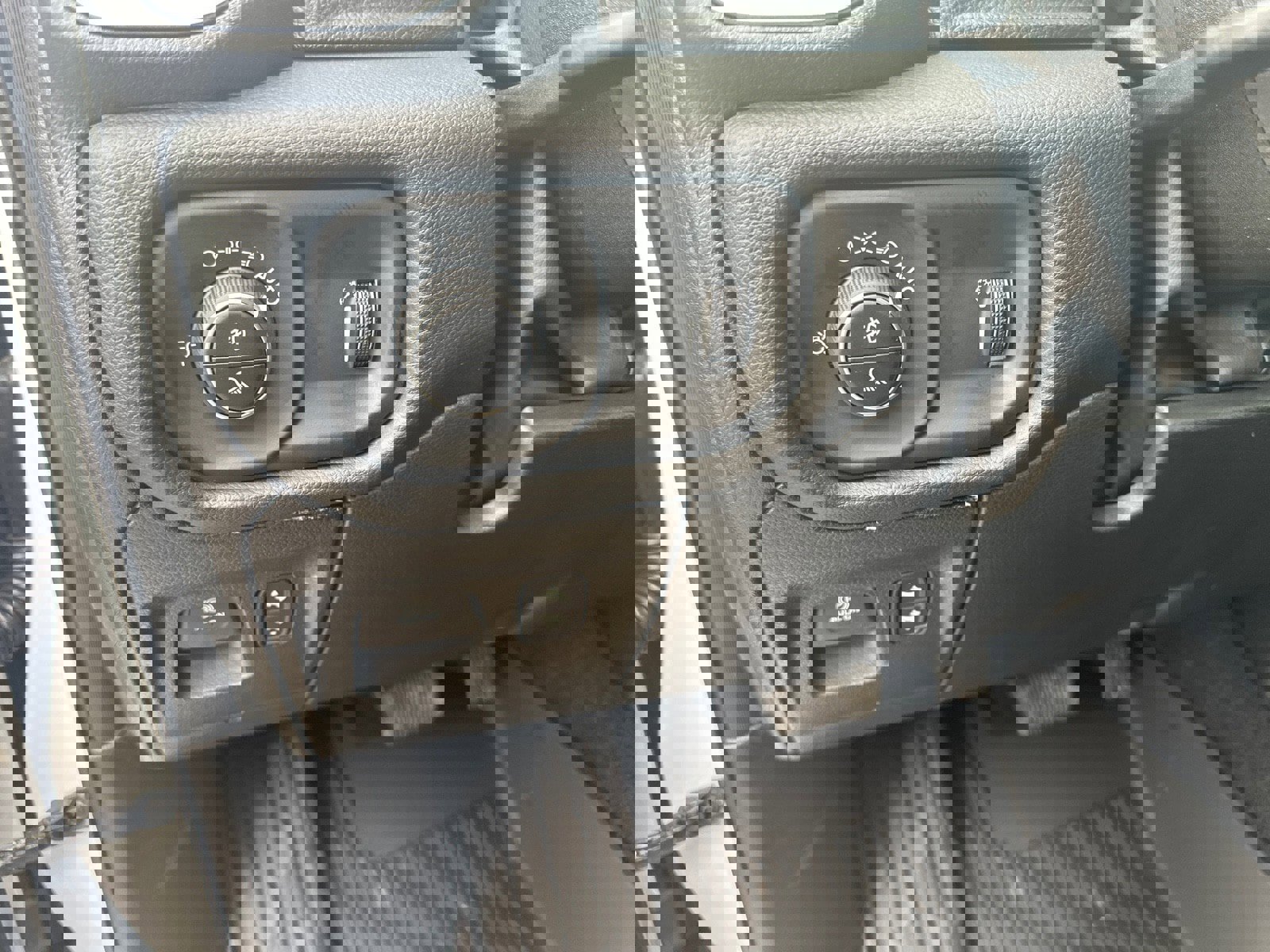 New 2025 RAM 1500 Big Horn image 16