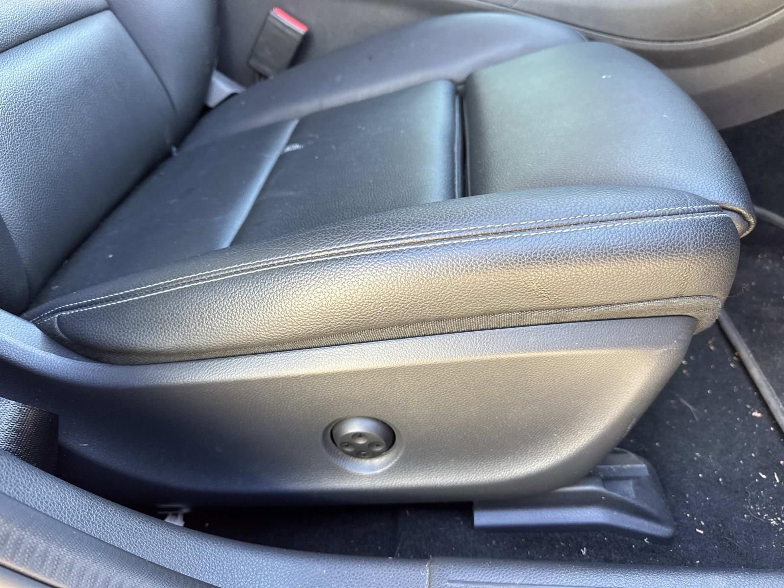 Used 2020 Mercedes-Benz GLA 250 4MATIC image 11