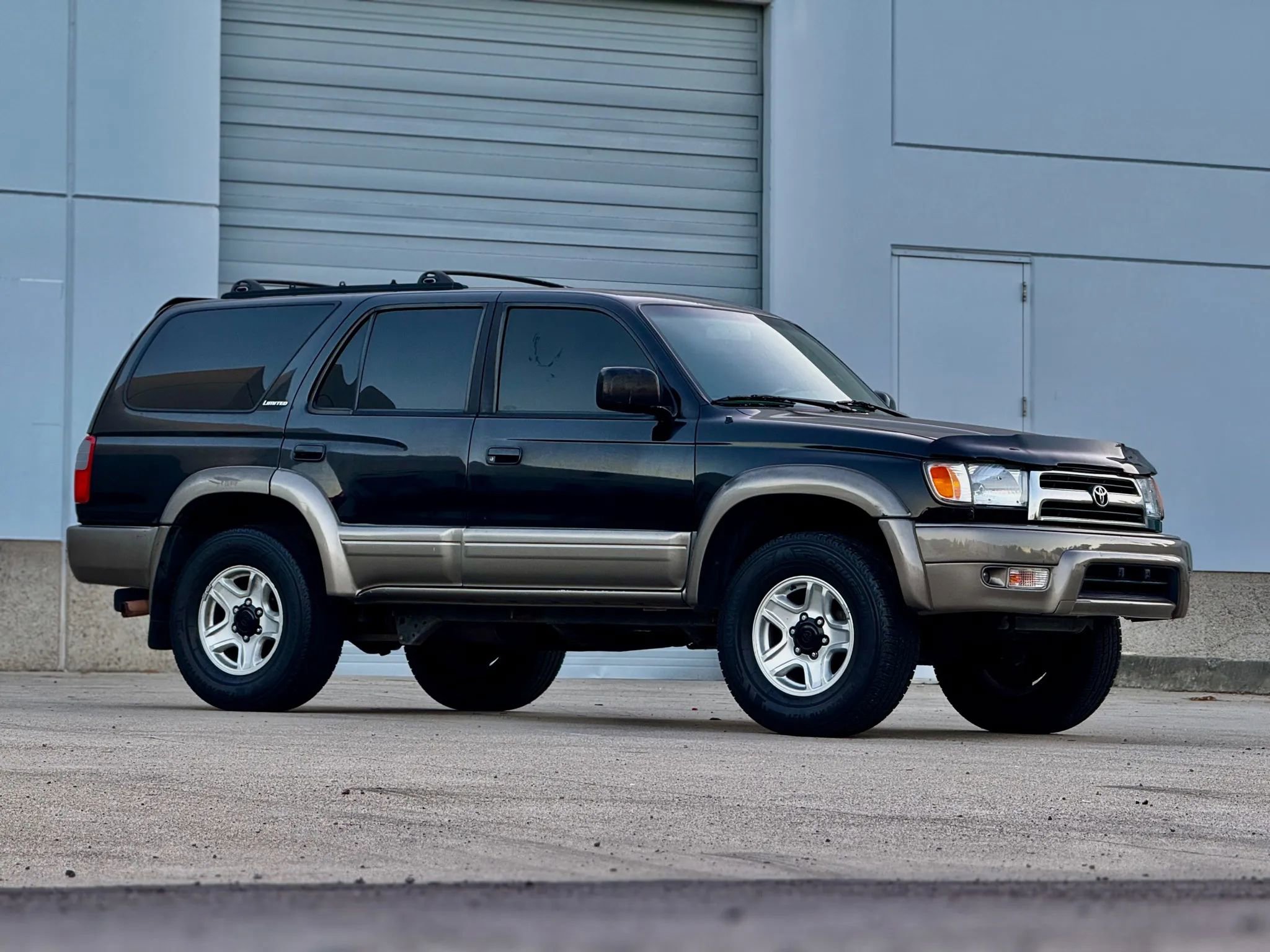 Used 1999 Toyota 4Runner Limited image 11