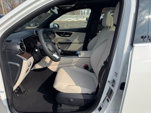 Used 2026 Mercedes-Benz GLC 300 4MATIC image 12
