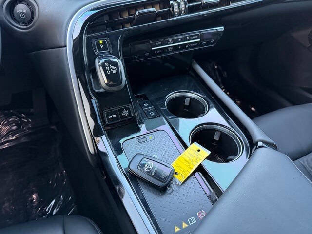 Used 2023 Toyota Mirai w/ Advanced Technology Package image 16