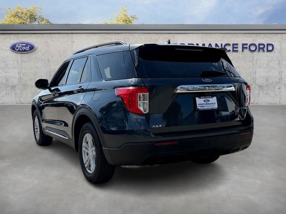 Used 2023 Ford Explorer XLT image 10