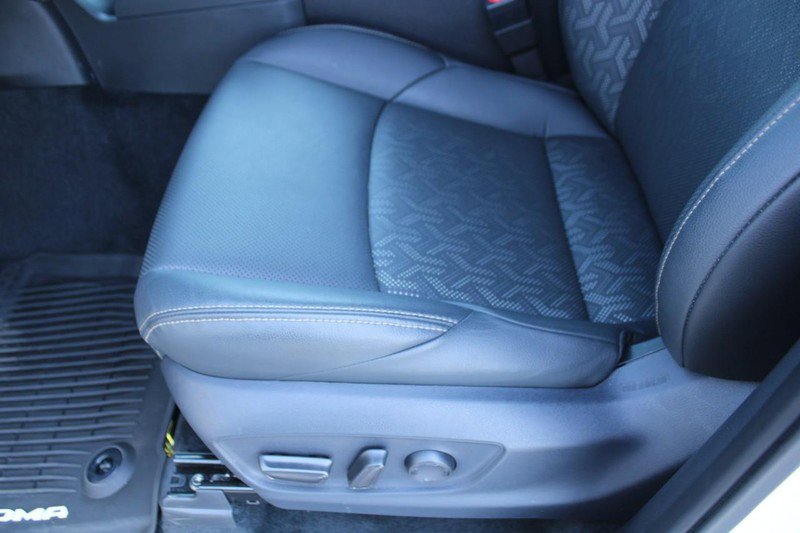 Certified 2025 Toyota Tacoma Limited AWD/4WD image 16