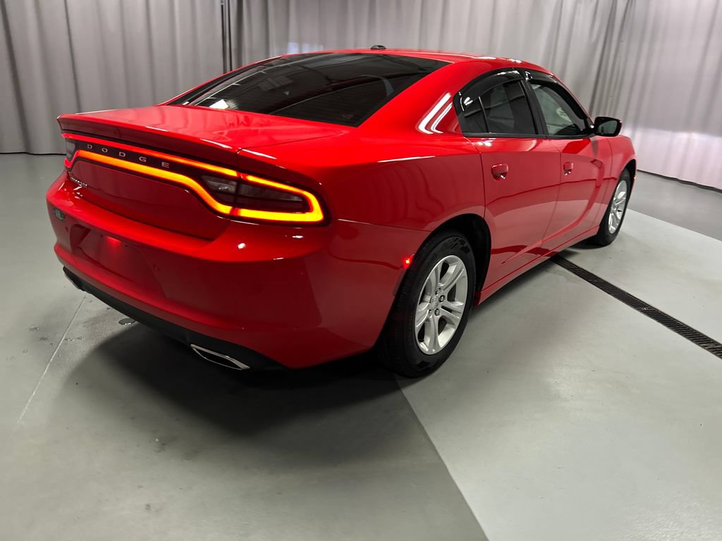 Used 2021 Dodge Charger SXT w/ Driver Convenience Group RWD image 7