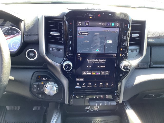 New 2026 RAM 1500 Laramie AWD/4WD image 17