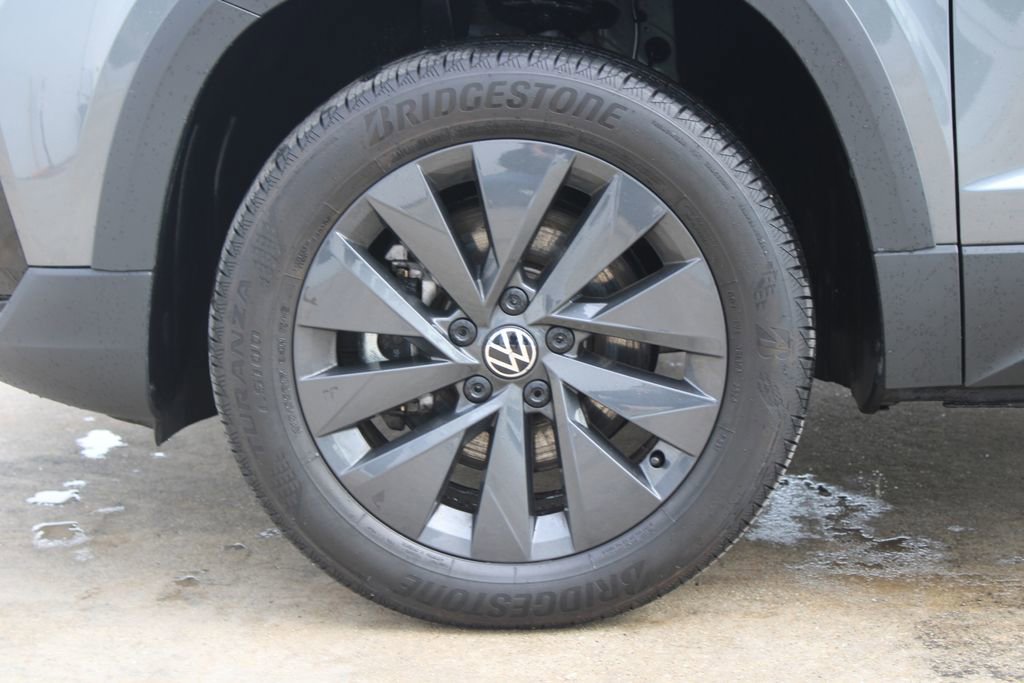 Certified 2024 Volkswagen Taos S image 28