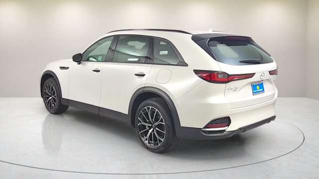 Used 2025 MAZDA CX-70 Plug-In Hybrid w/ Premium Plus AWD/4WD image 5
