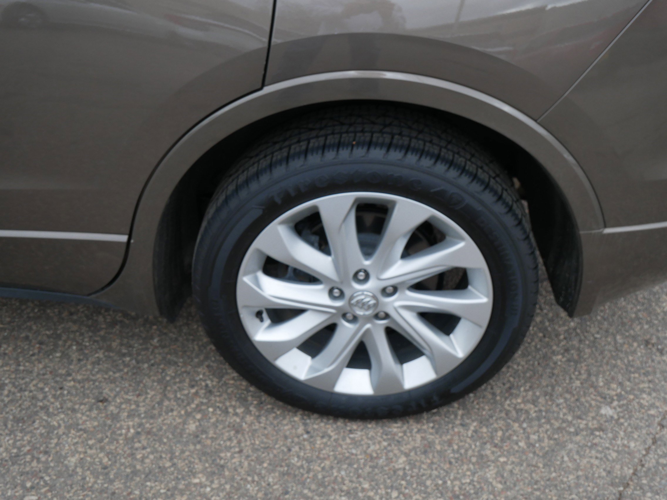 Used 2018 Buick Envision Premium w/ Driver Confidence Package image 15