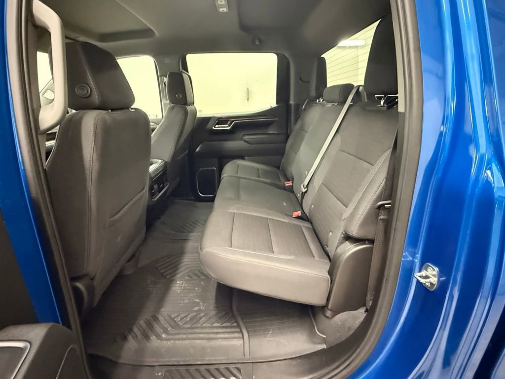 Used 2024 Chevrolet Silverado 1500 LT image 6