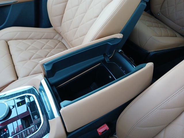 New 2026 BMW X7 xDrive40i AWD/4WD image 24