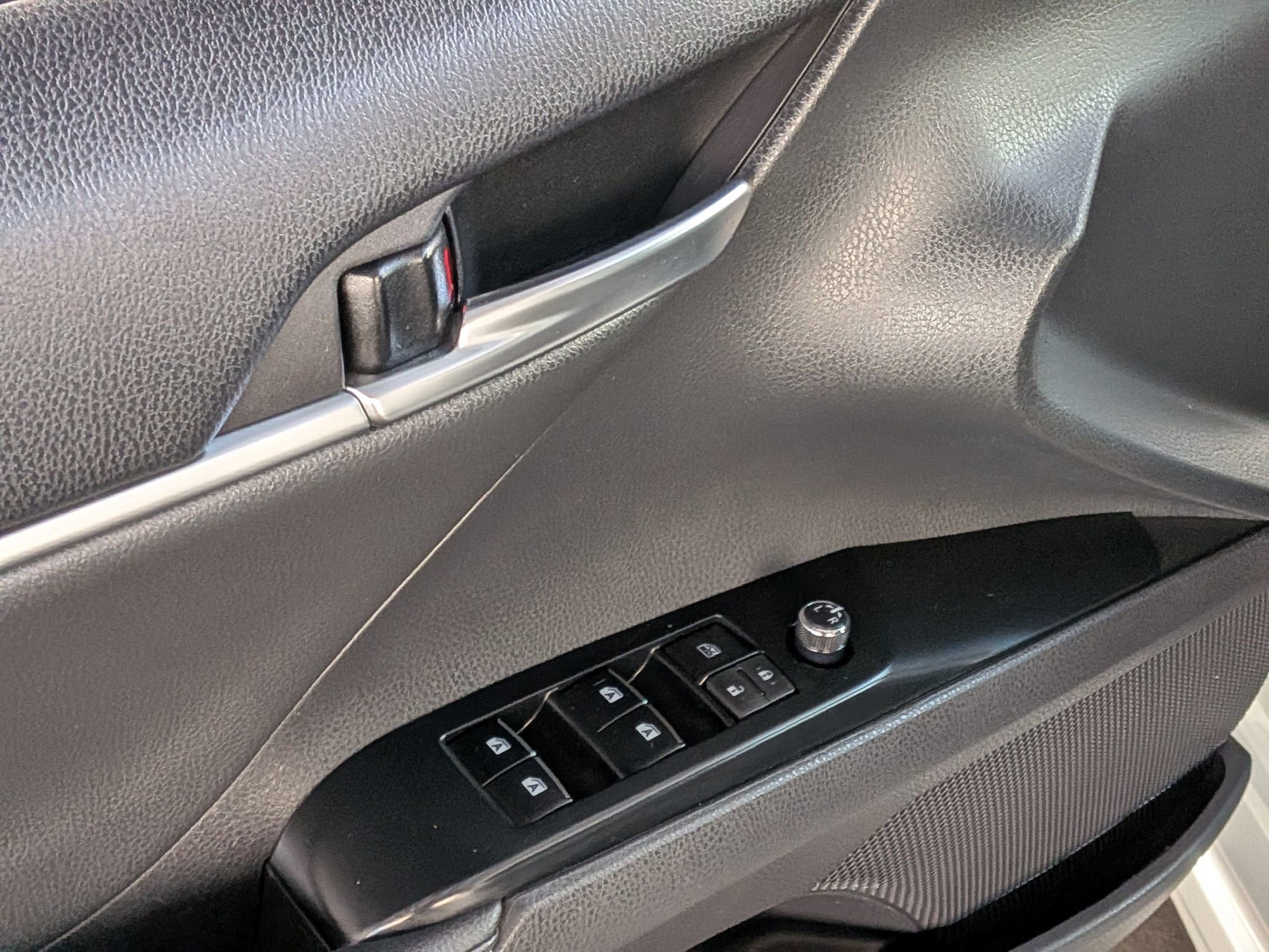 Used 2019 Toyota Camry XSE w/ Driver Assist Package FWD image 9