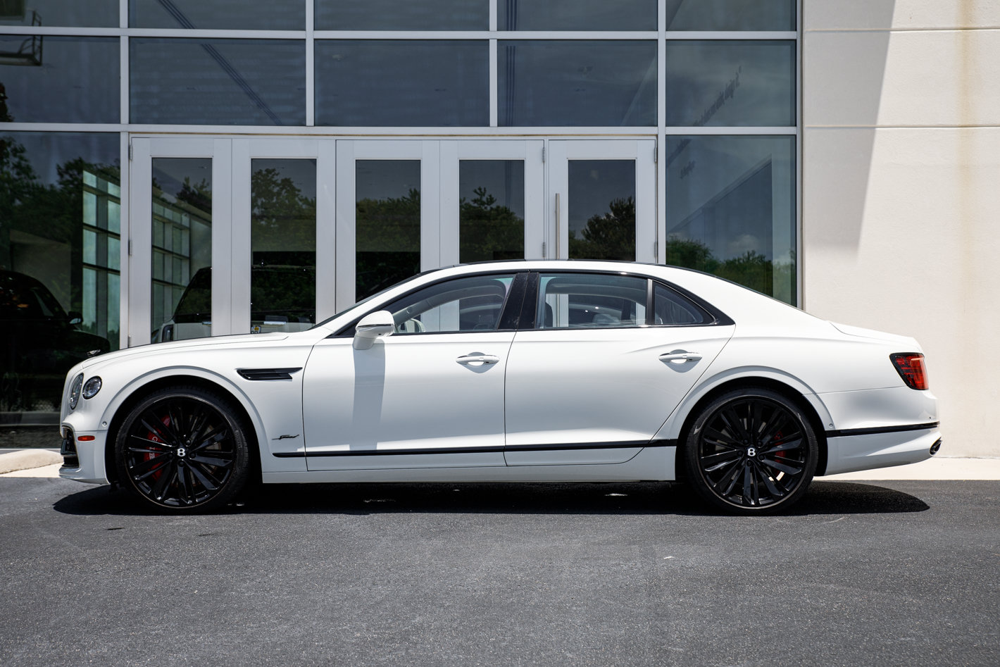 Certified 2024 Bentley Flying Spur W12 AWD/4WD image 5