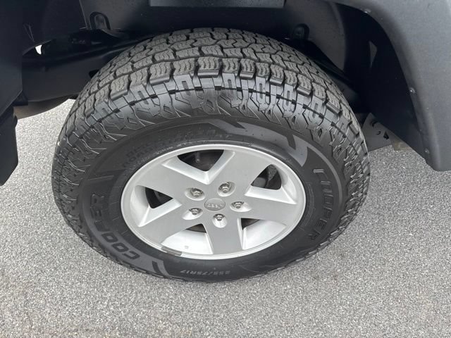 Used 2017 Jeep Wrangler Unlimited Sport w/ Quick Order Package 24S AWD/4WD image 9