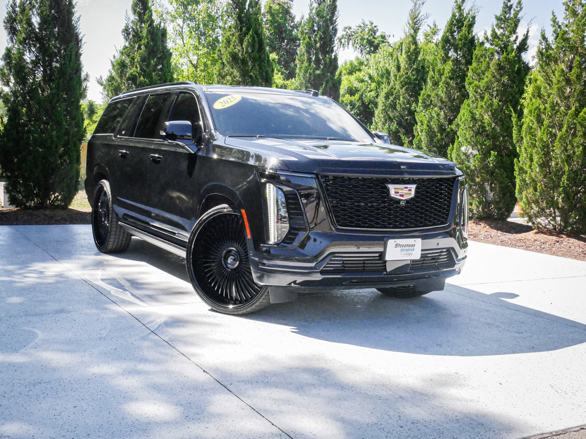 Used 2025 Cadillac Escalade ESV Sport w/ Touring Package AWD/4WD video 2