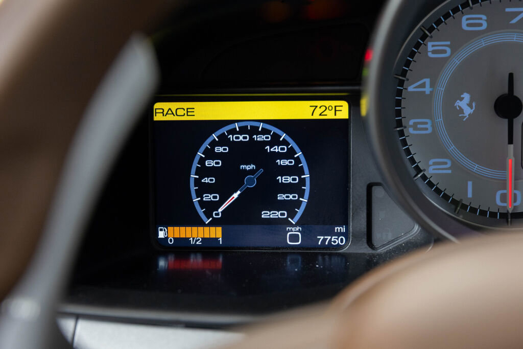 Certified 2014 Ferrari 458 Italia Coupe image 33