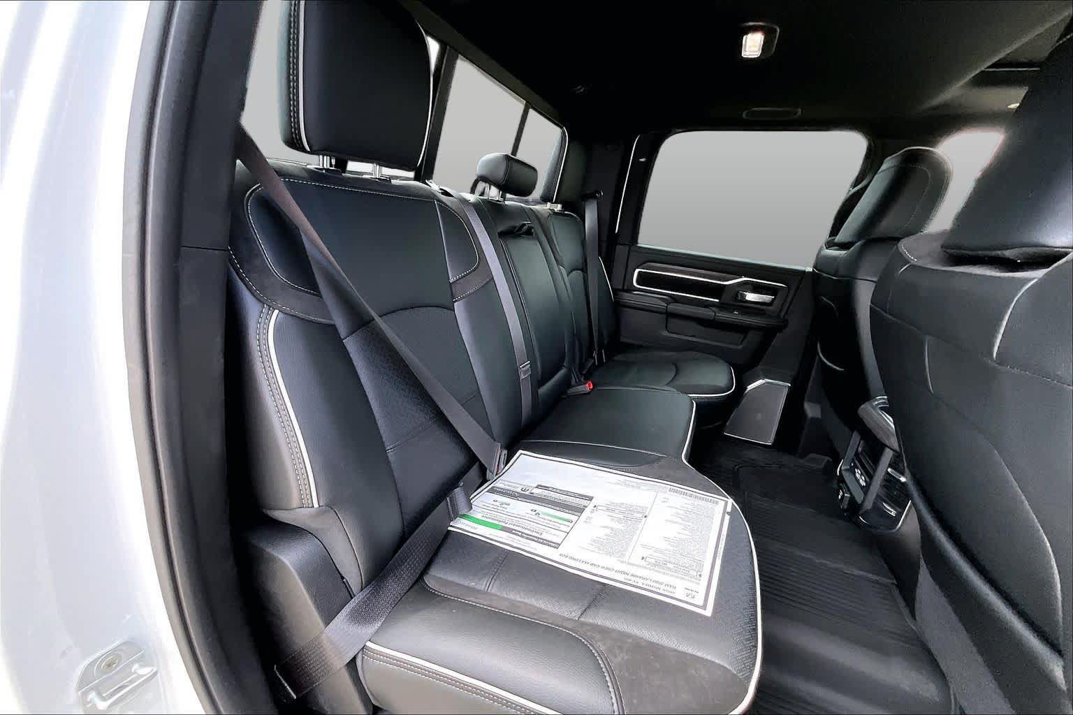 New 2026 RAM 3500 Laramie AWD/4WD image 23