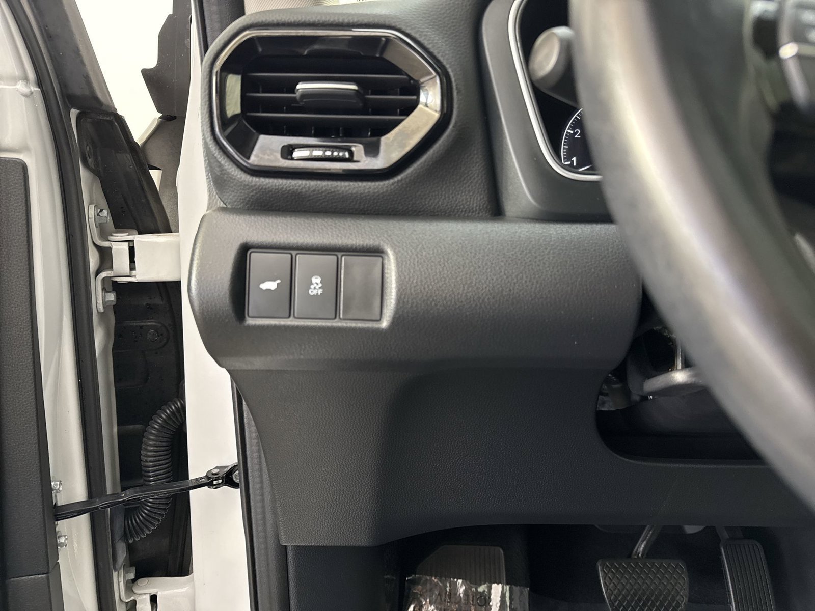 Used 2023 Honda Pilot Touring image 14