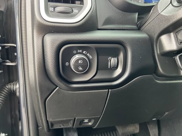 New 2026 RAM 2500 Big Horn AWD/4WD image 12