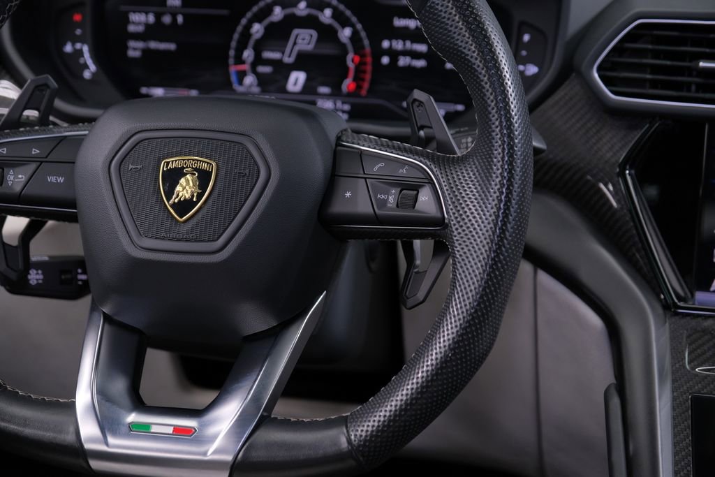 Used 2022 Lamborghini Urus image 67
