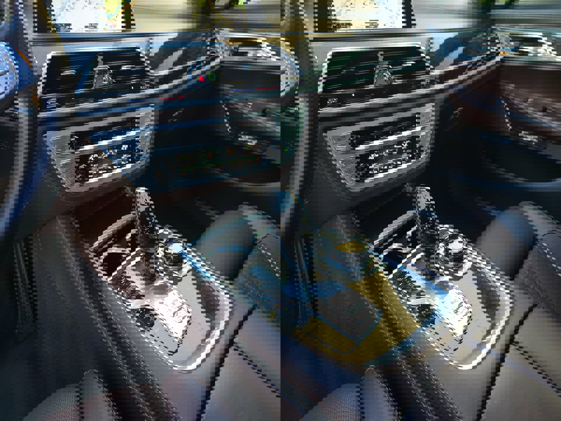 Used 2016 BMW 740i image 24