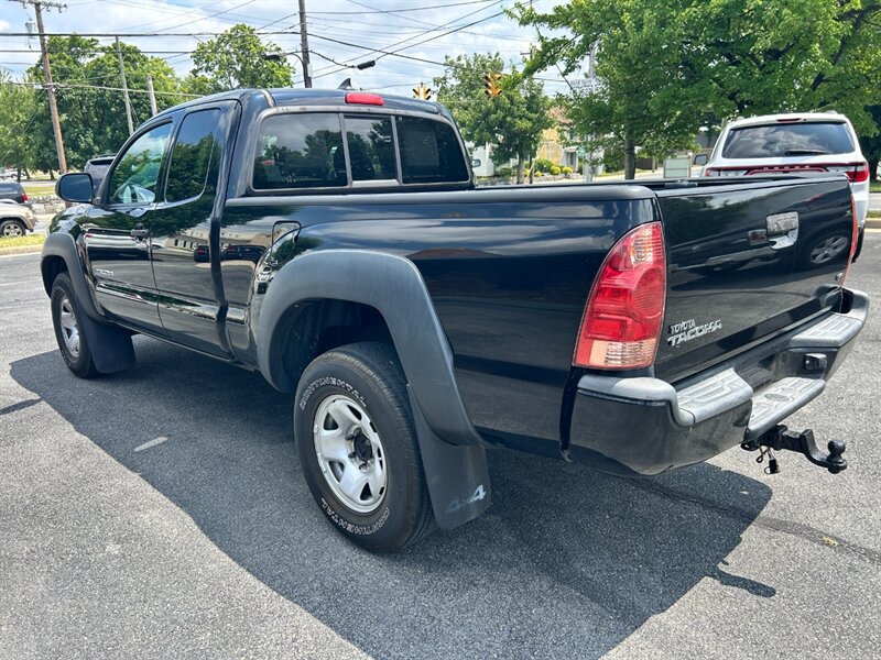 Used 2015 Toyota Tacoma 4x4 Access Cab V6 image 5