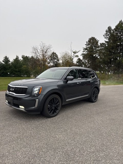 Used 2022 Kia Telluride SX w/ SX Prestige Package image 2