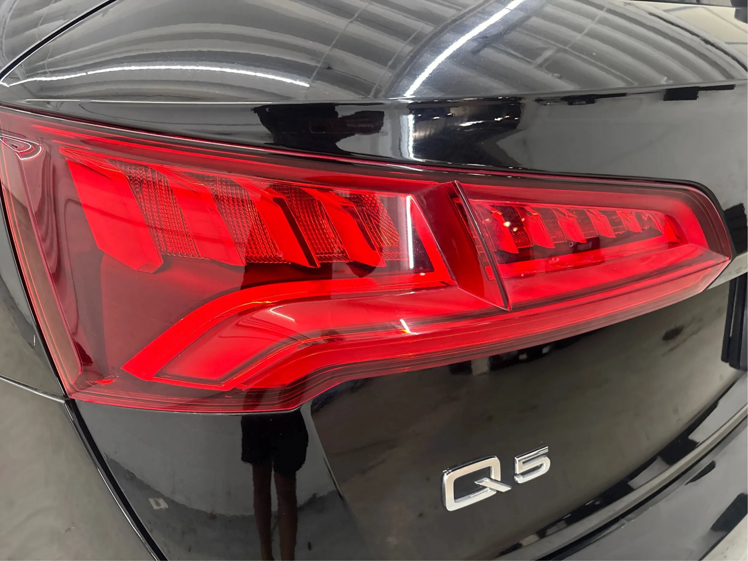 Used 2018 Audi Q5 2.0T Premium AWD/4WD image 32