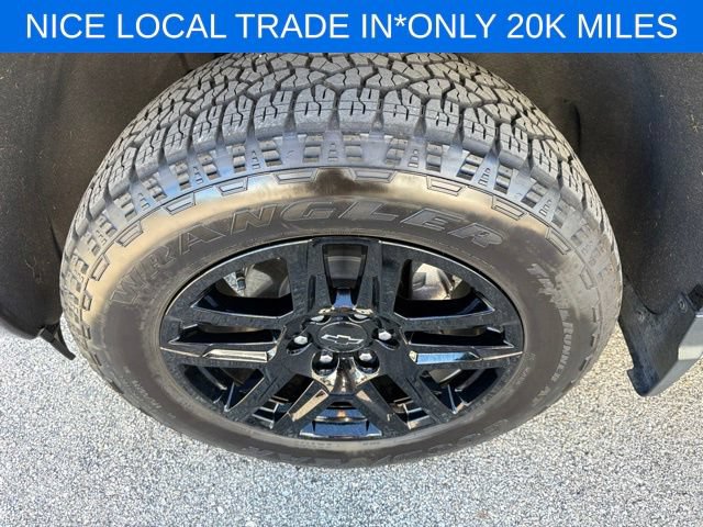 Used 2022 Chevrolet Silverado 1500 RST w/ Protection Package AWD/4WD image 14
