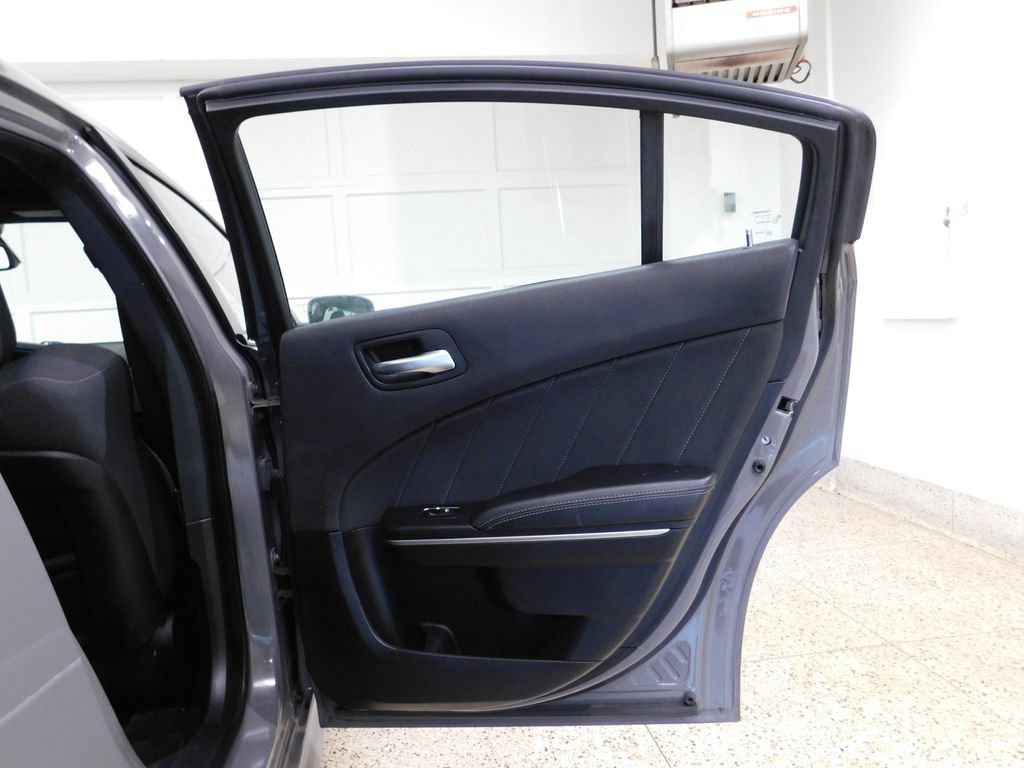 Used 2018 Dodge Charger R/T Scat Pack RWD image 67