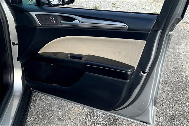 Used 2020 Ford Fusion S image 19