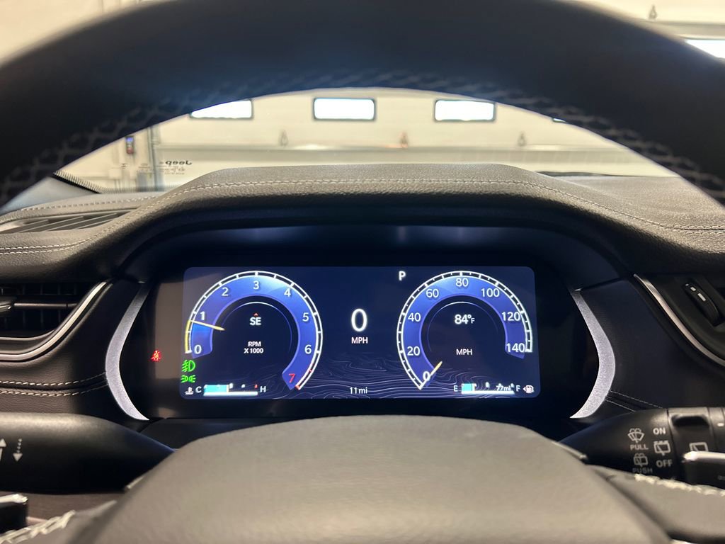 New 2025 Jeep Grand Cherokee Limited image 21