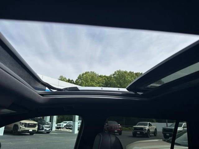 New 2026 GMC Terrain Elevation w/ Elevation Premium Package FWD image 6