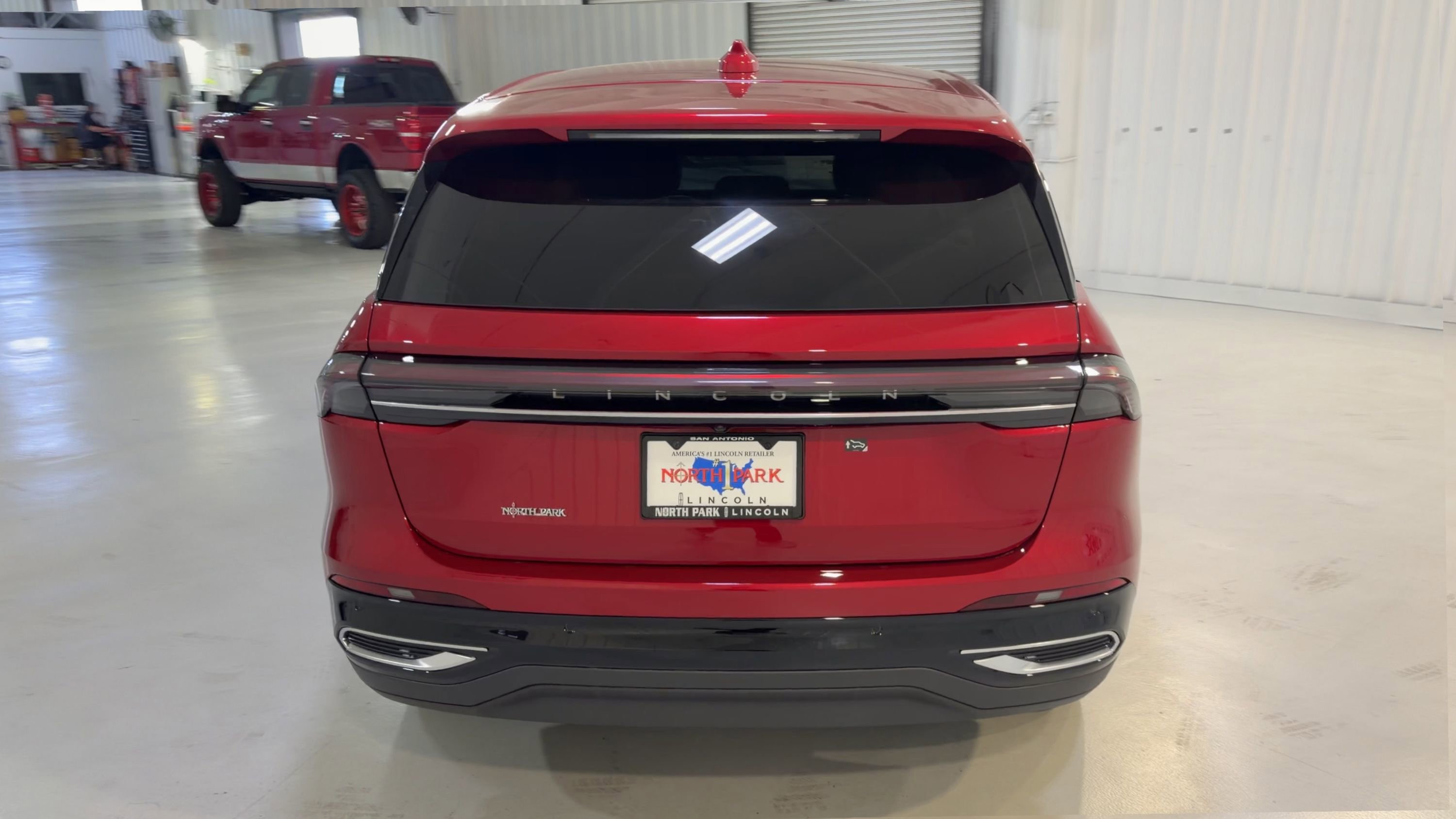 New 2026 Lincoln Nautilus Premier AWD/4WD image 8