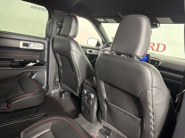 Used 2022 Ford Explorer ST-Line image 19