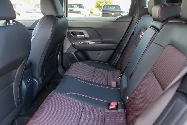 New 2026 Nissan Kicks SR image 19