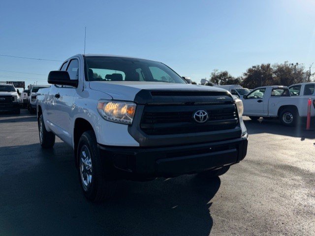 Used 2016 Toyota Tundra SR w/ Tow Package image 4