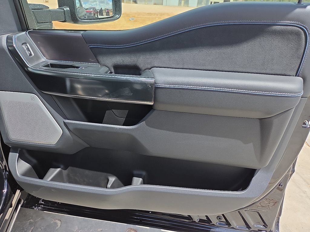 New 2026 Ford F250 Platinum AWD/4WD image 11
