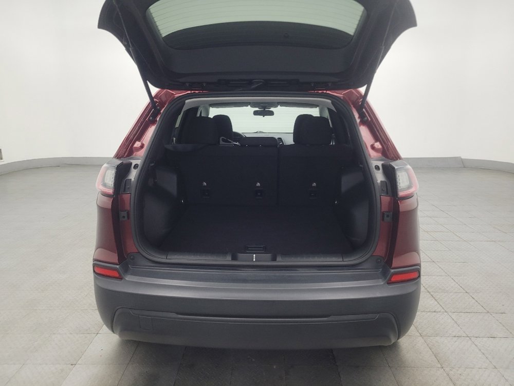 Used 2020 Jeep Cherokee Latitude FWD image 29