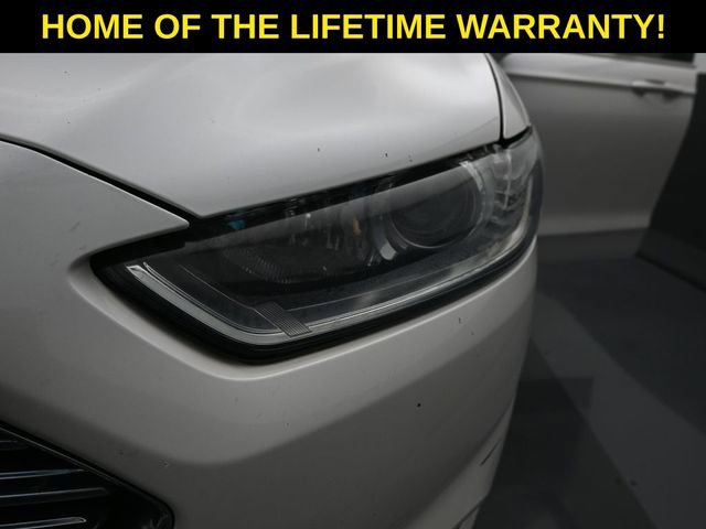 Used 2016 Ford Fusion SE w/ Equipment Group 202A AWD/4WD image 47