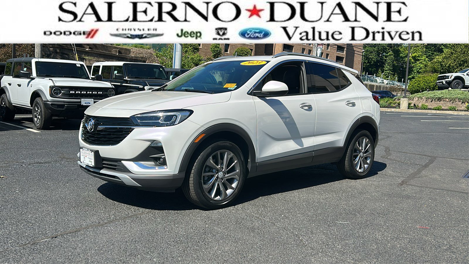 Used 2023 Buick Encore GX Essence w/ Experience Buick Package