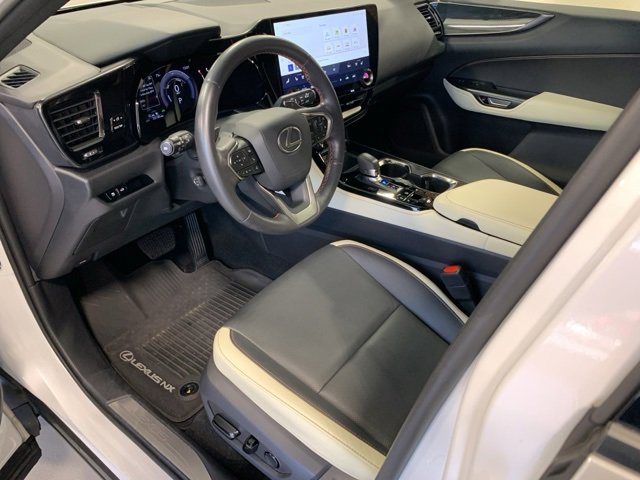 Used 2022 Lexus NX 350h AWD image 12
